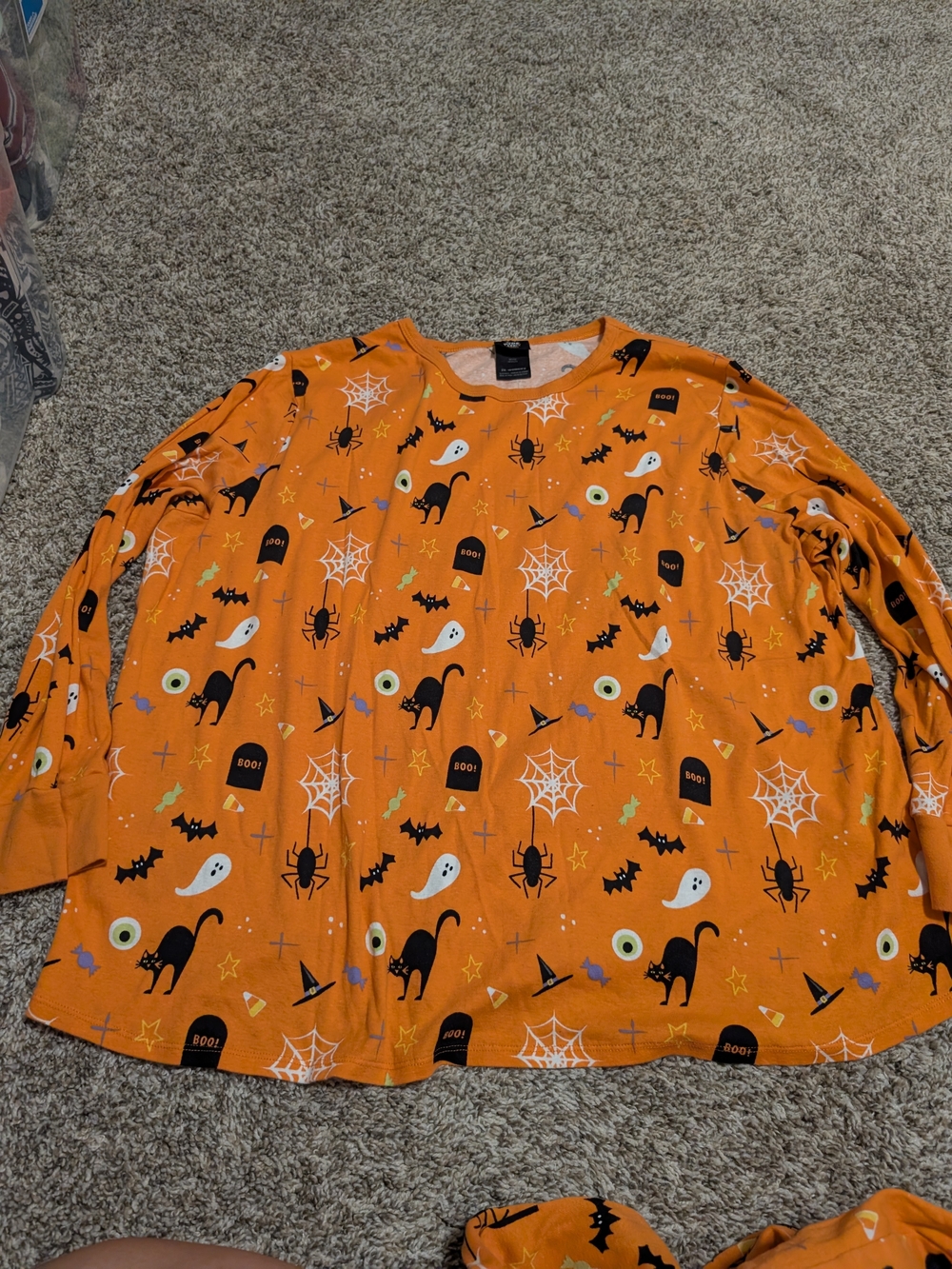 Women's Halloween Orange Long-Sleeve Pajama Set - Spooky Print
